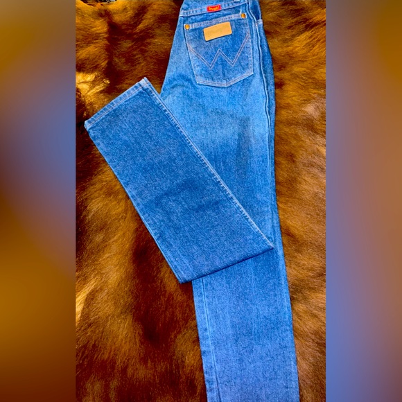 Wrangler Denim - Womens WRANGLERS, cowboy cut, size 1/2x34